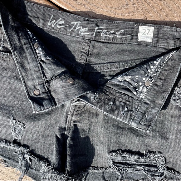NWOT Free People Jean Shorts - Picture 2 of 4